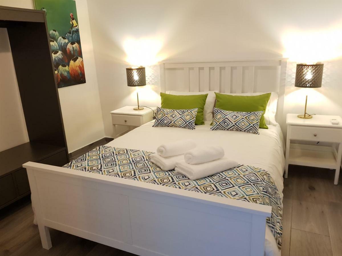 Vieira Apartments II セトゥーバル エクステリア 写真